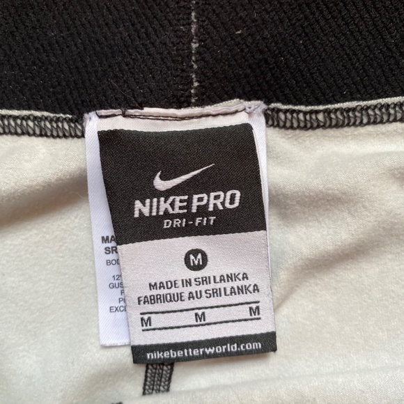 Nike Leggings - Picture 2 of 2